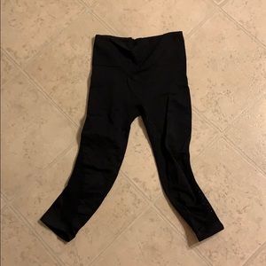 Athleta mesh panel compression capris leggings xs